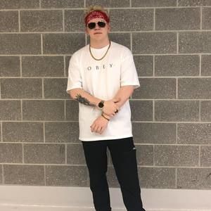 Meet your Posher, Noah